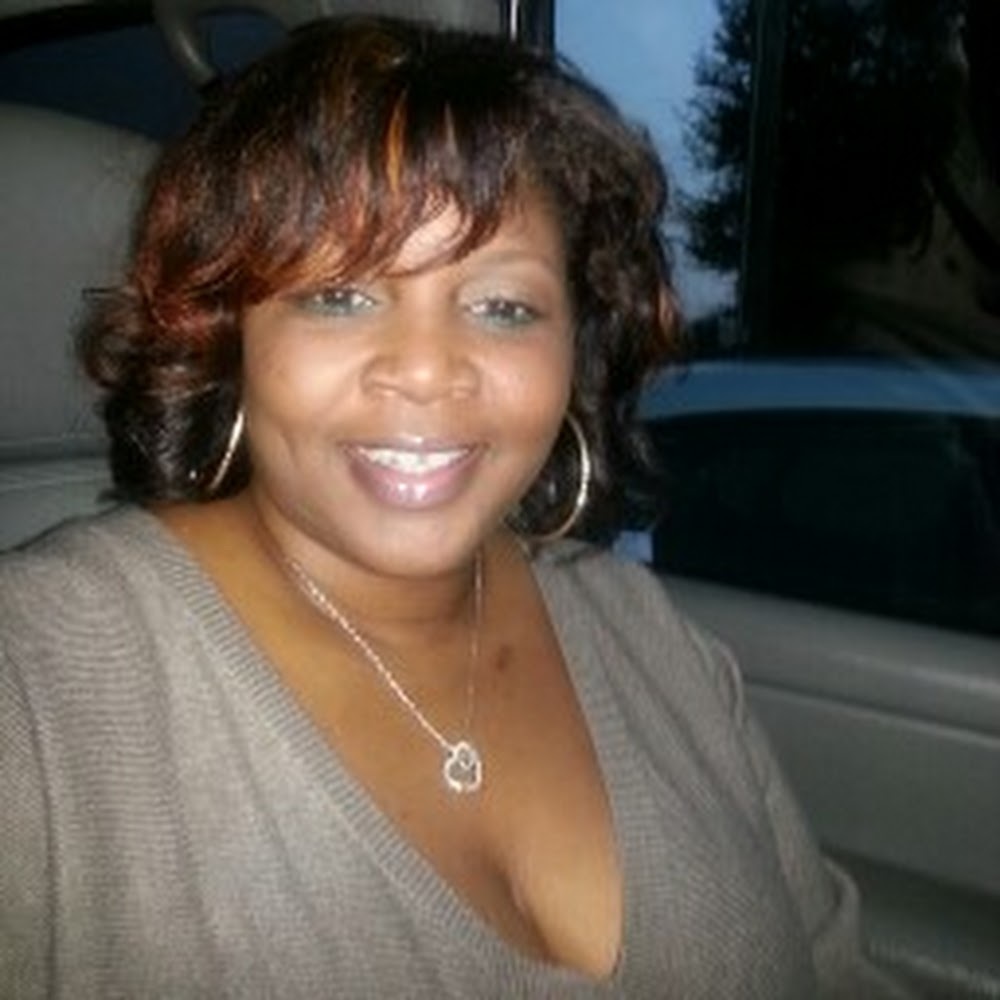 Meet your Posher, Savonya